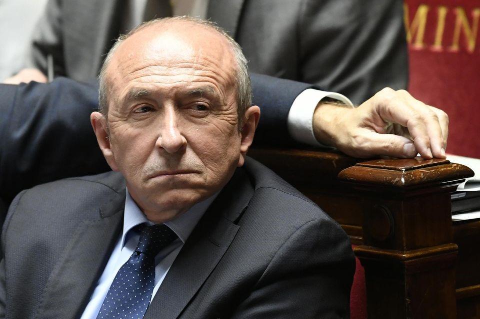 Collomb gobelinant à l'Assemblée Nationale