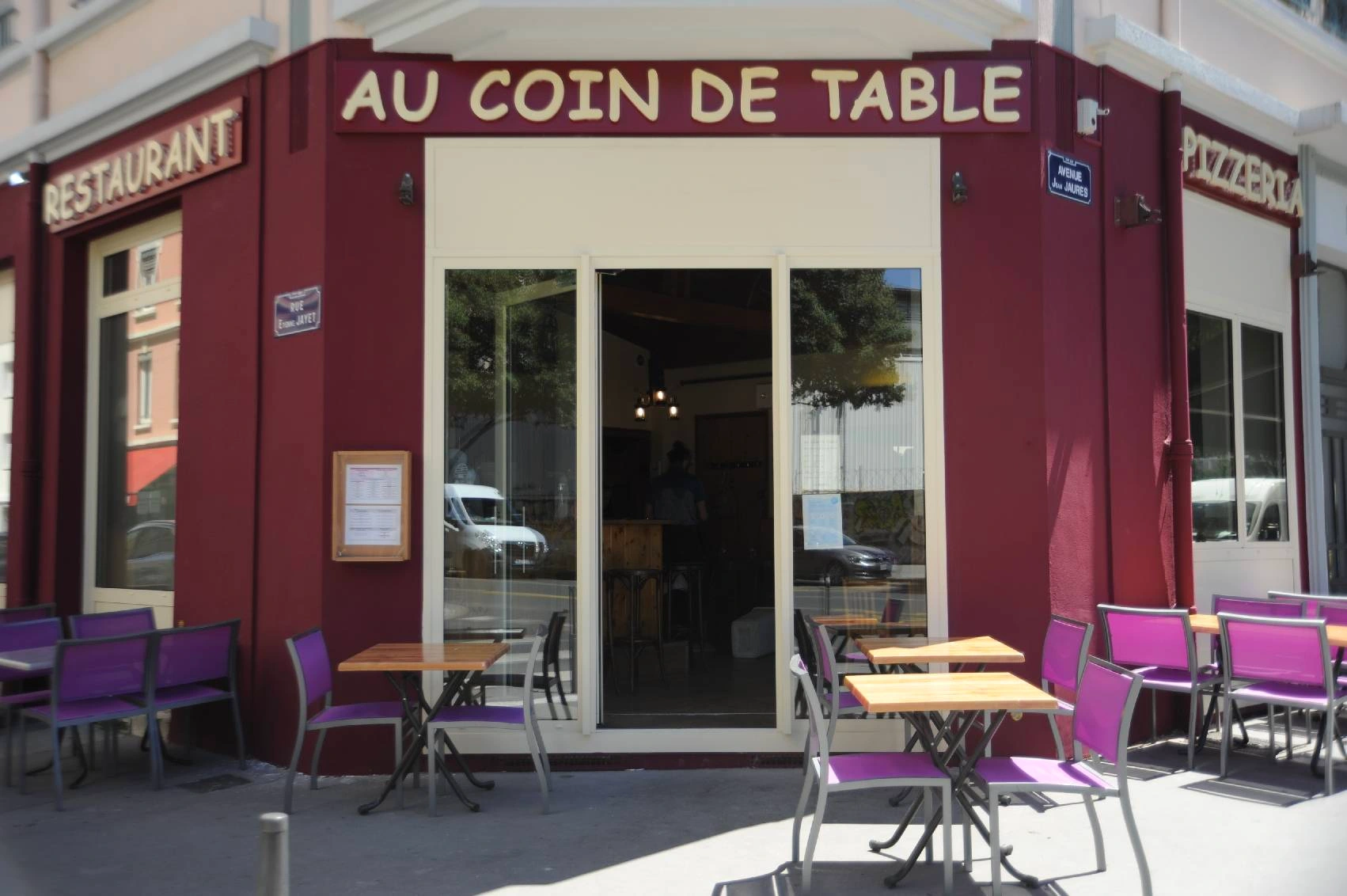 Au Coin de Table - photo principale