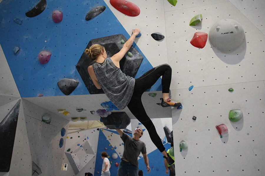 Hold Up Escalade - photo 2