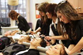 Salon d'application de l'École de Coiffure de Lyon