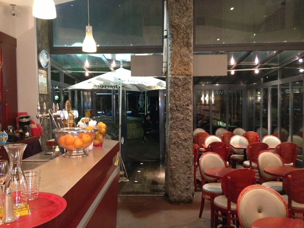 L'Aristo Brasserie Restaurant - photo 3