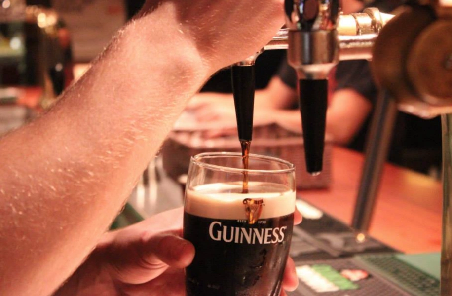 Bar Kelly's Irish Pub - photo 2
