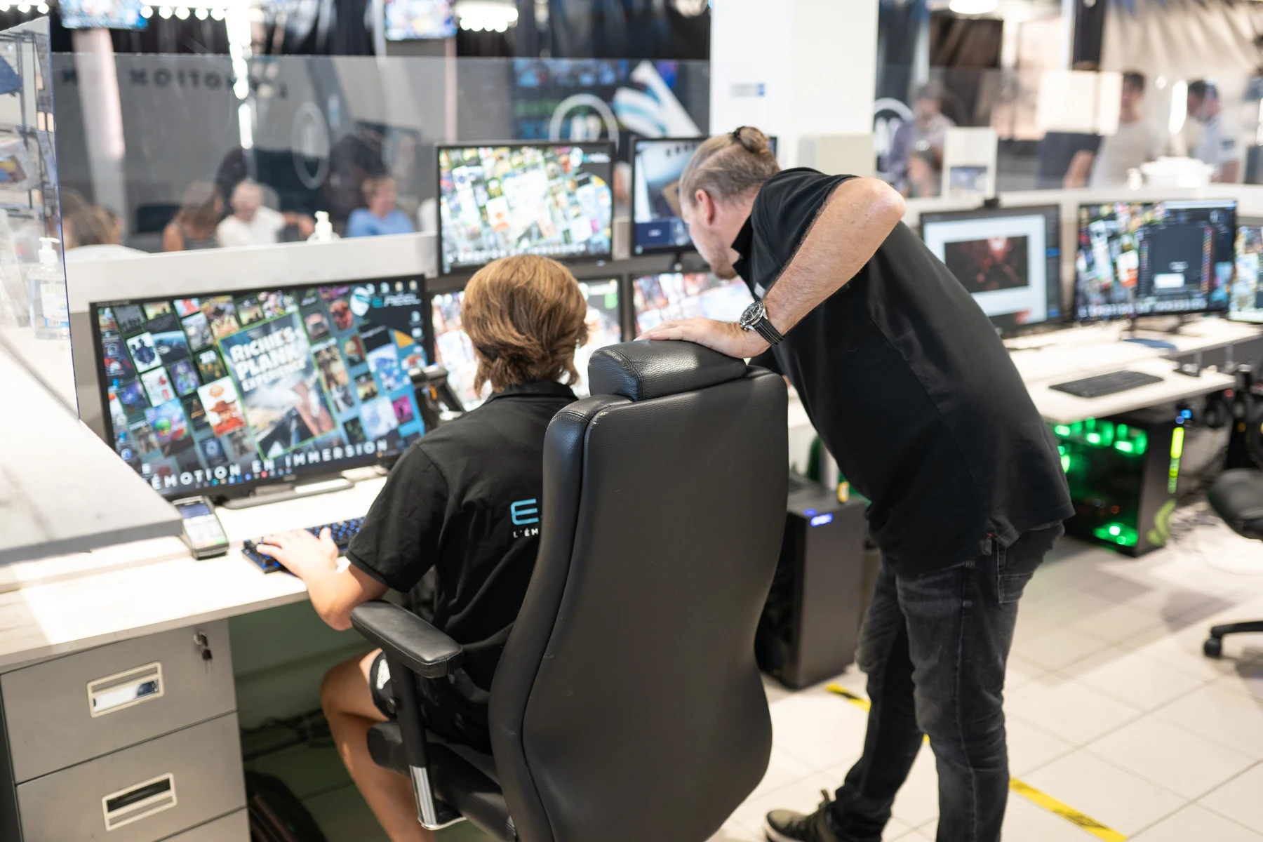 E.REEL (espace de réalité virtuelle) - photo 3