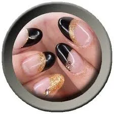 LCG Nail Bar - photo 3