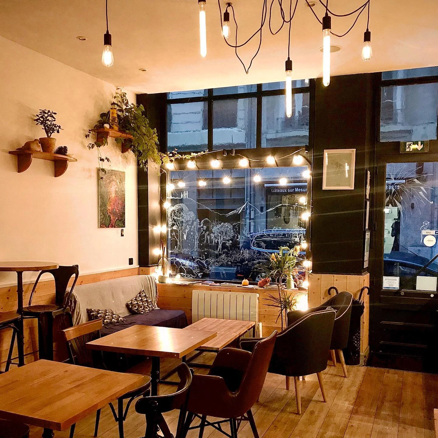 Le Dandelion café