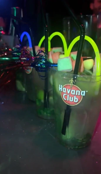 Queen club - photo 3