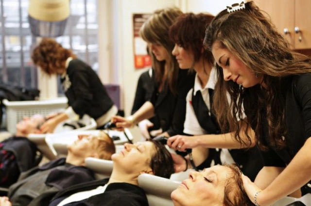 Lycée Professionnel Privé de Coiffure de Lyon