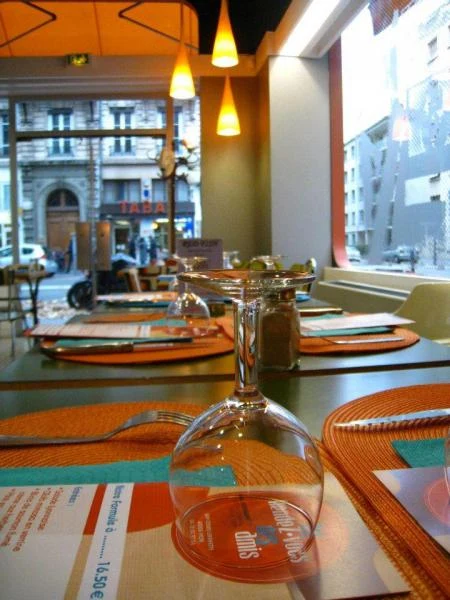Au Rendez-Vous Des Amis - photo 2