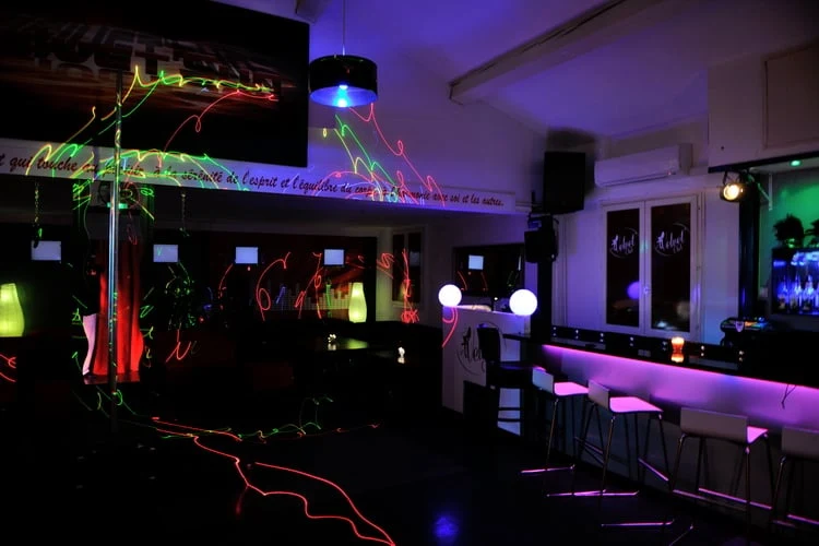 Le Velvet Club