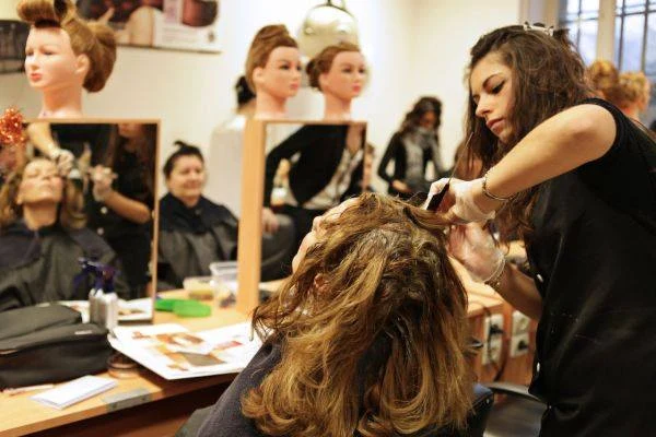 Salon d'application de l'École de Coiffure de Lyon - photo 3