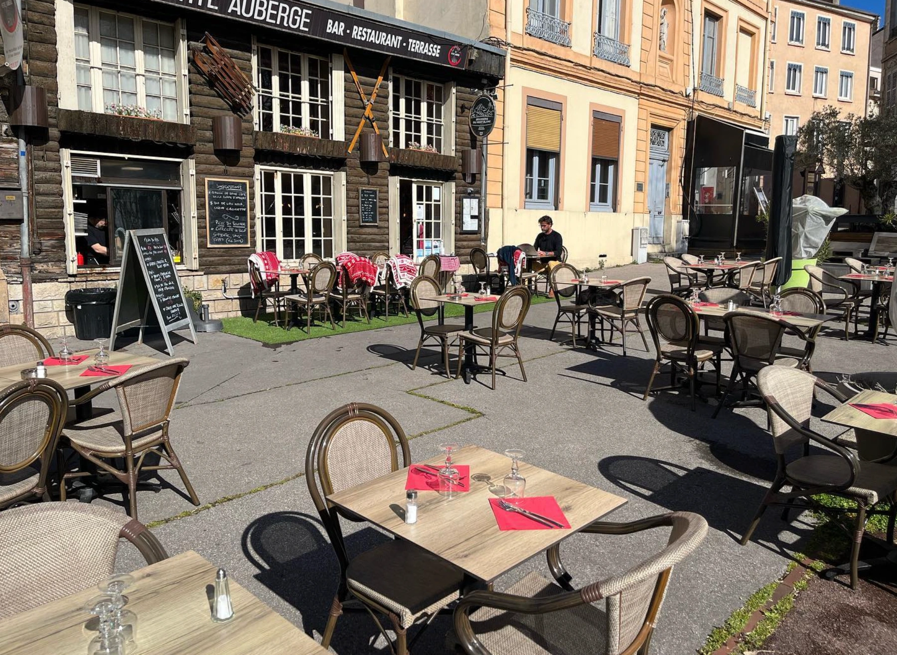 La Petite Auberge