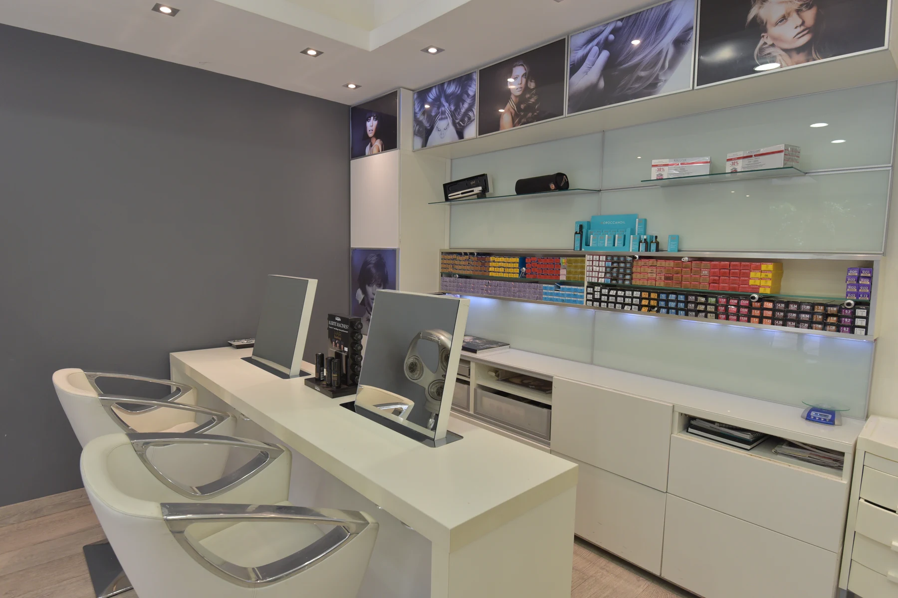 Confidences Prestige International - photo 3