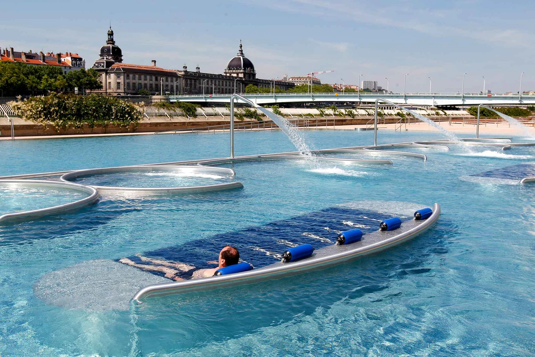 Piscine du Rhône