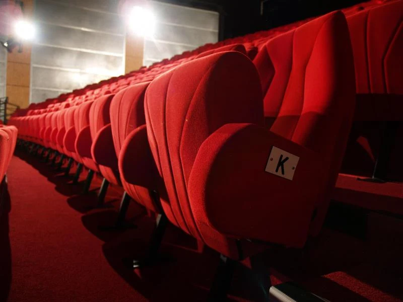 Karavan Théâtre - Ville de Chassieu - photo 3