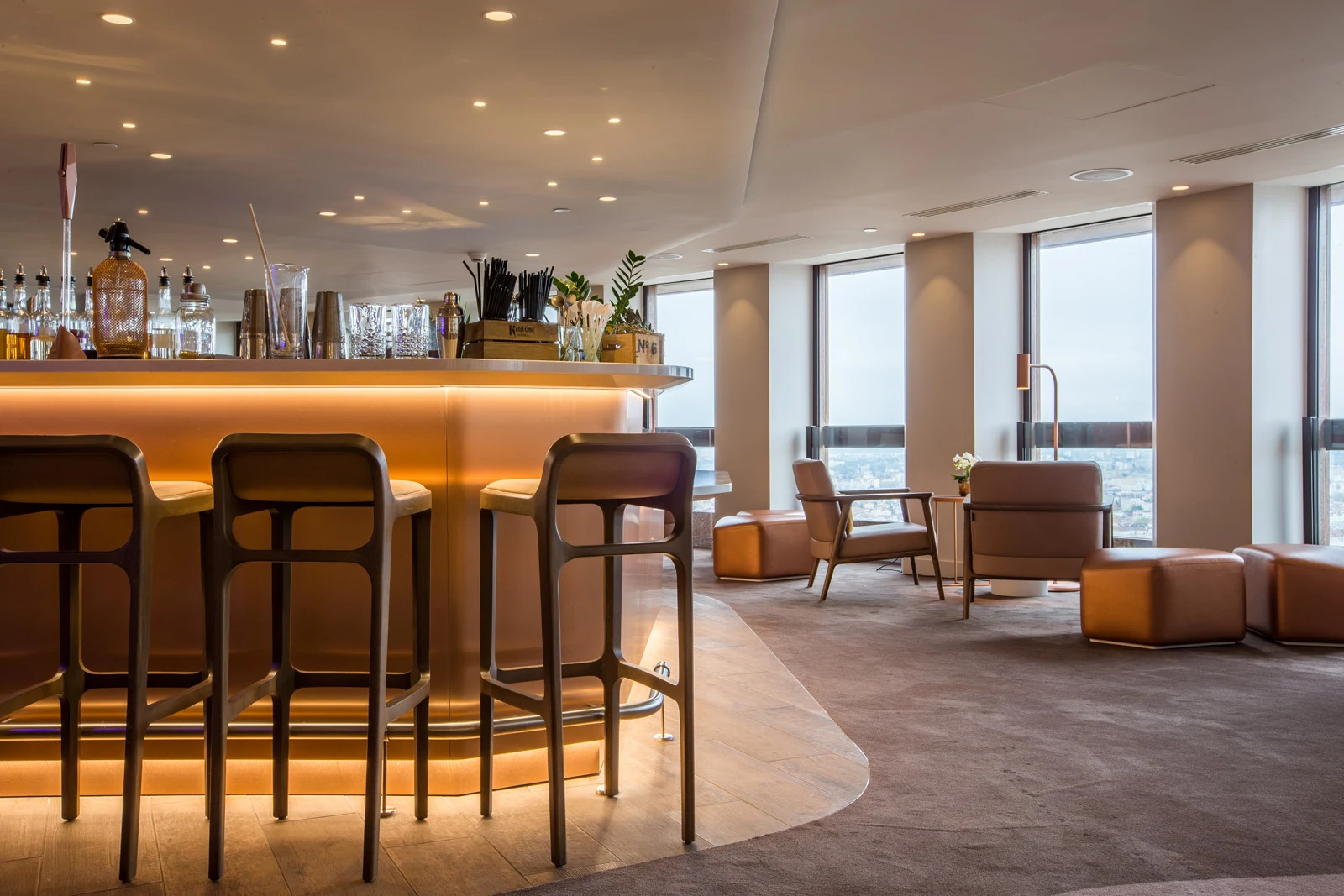 Celest Bar & Restaurant - photo 2
