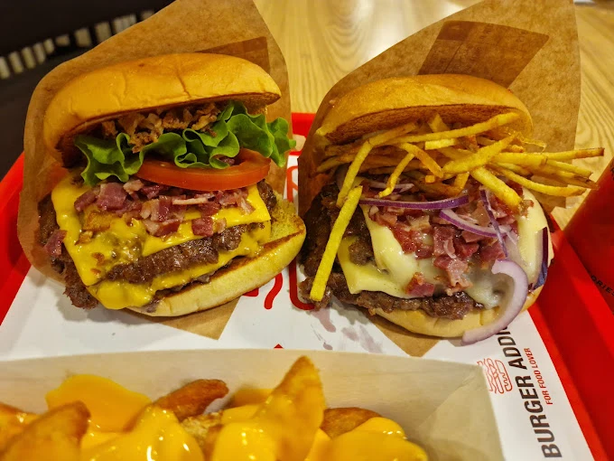 Burger Addict - photo 2