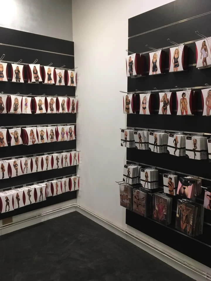César Love Shop - photo 4
