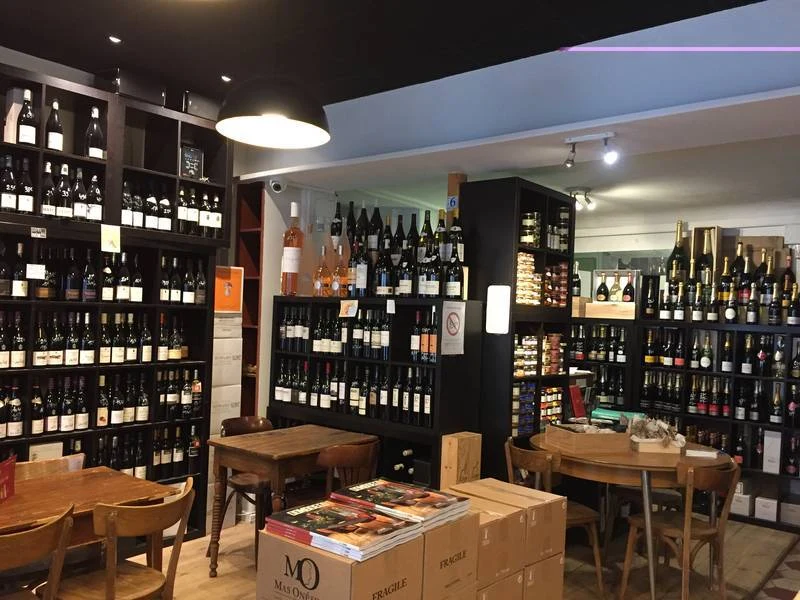 Caviste Les Domaines Qui Montent - photo principale