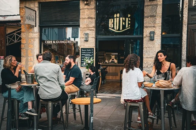 Büfé - photo principale