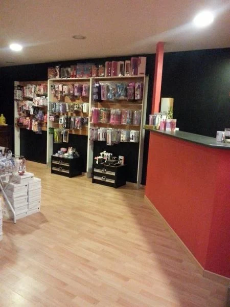Red District - photo 3