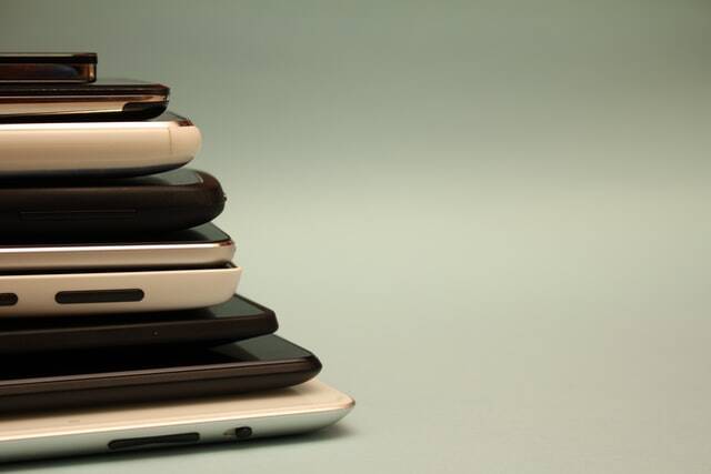 SOLIDARITÉ : Une grande collecte de téléphones cet été à Lyon !