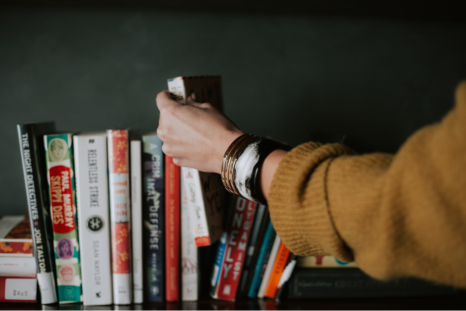 Résolution 2021 N°5 : Dépoussiérer sa bibliothèque et se remettre à la lecture