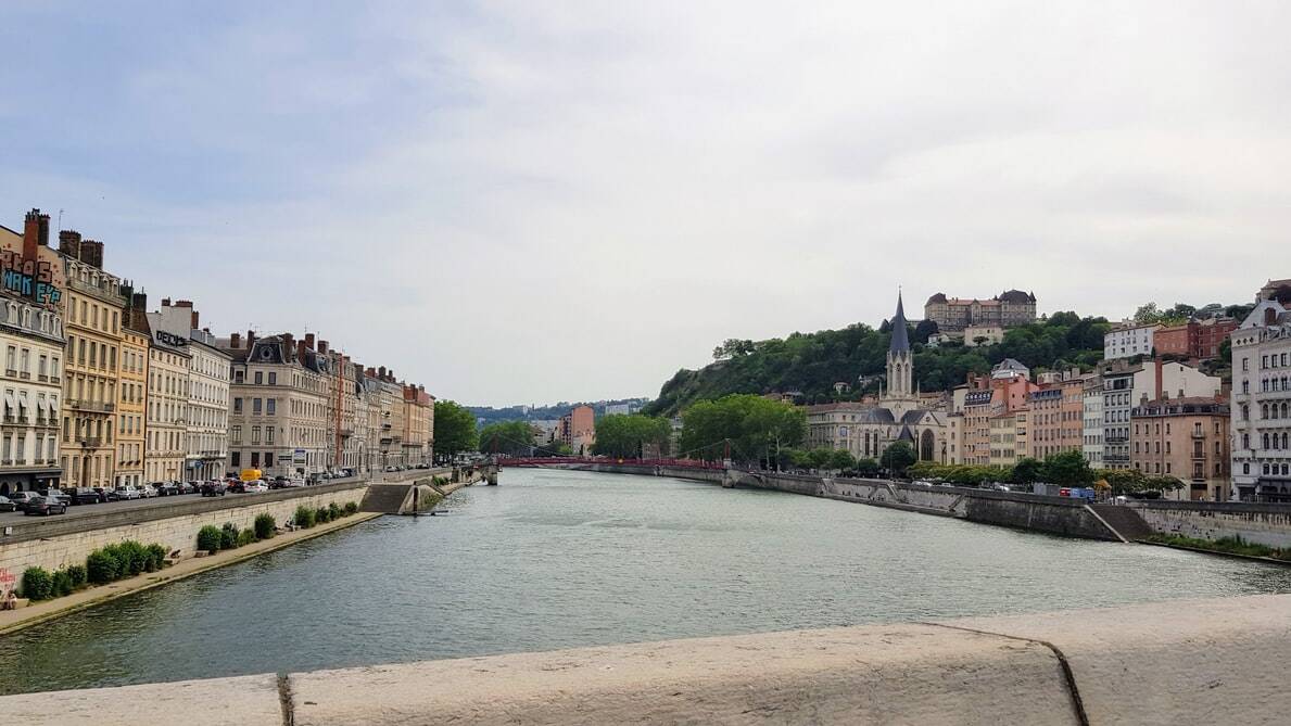 Le youtubeur-voyage Bruno Maltor a sorti une vidéo originale pour découvrir la vie à Lyon !