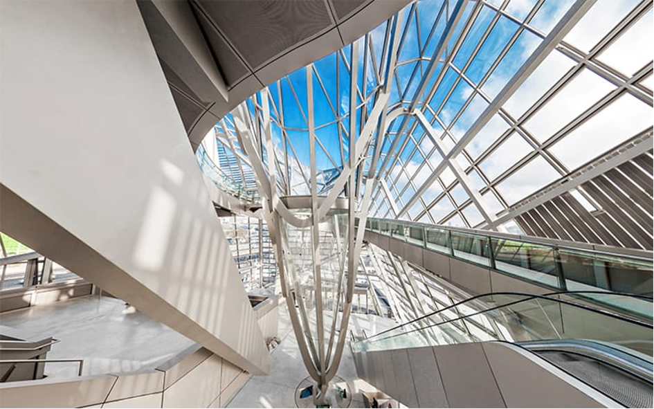 intérieur musée des Confluences