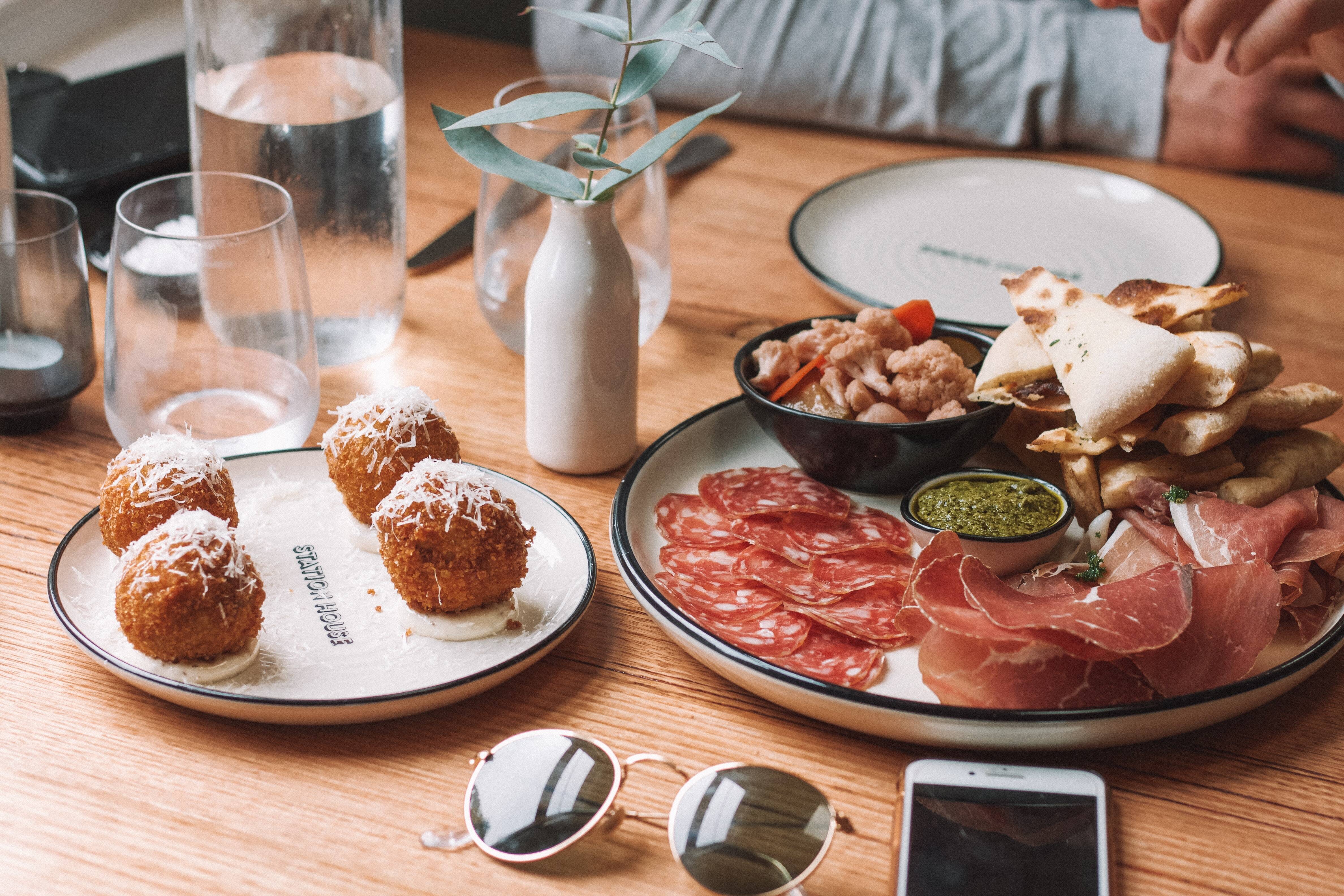 L’apéro du vendredi : Où manger des tapas à Lyon ?