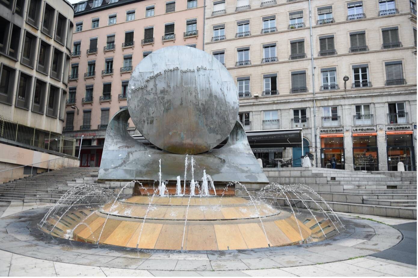 Lyon et ses Merveilles : Ce qui se cache derrière les fontaines de Lyon